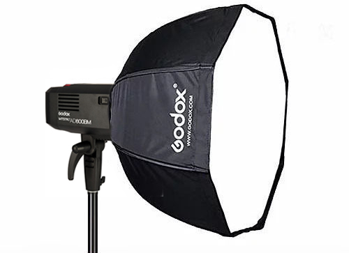 Godox AD600BM + Softbox 95cm